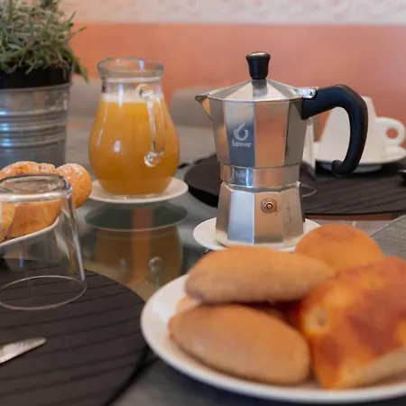 Alojamento de Acomodação e Pequeno-almoço Caterina