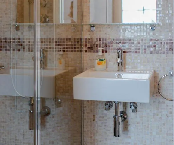 Bed & Breakfast Caterina Janov